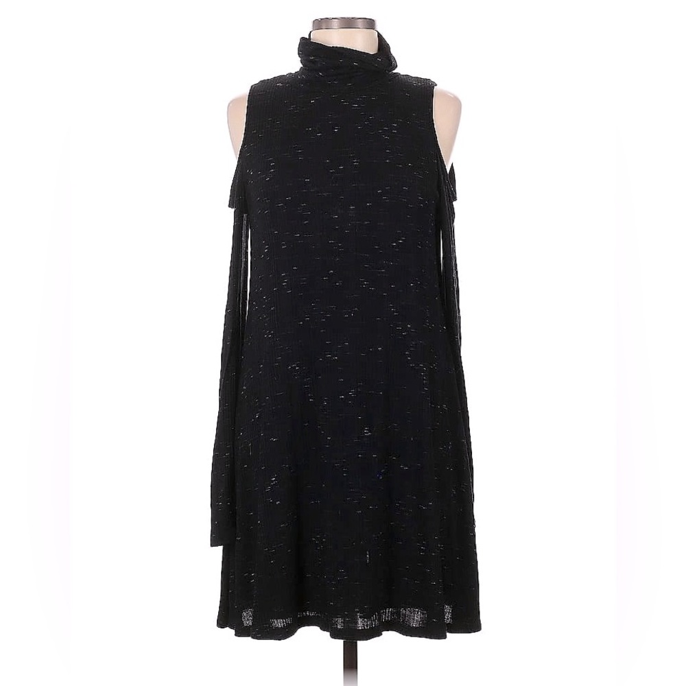 Alya NWOT black long sleeve cold shoulder sweater dress size medium